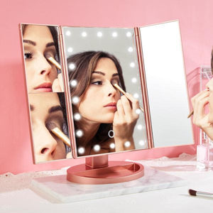 Espejo de Maquillaje Tríptico con LED